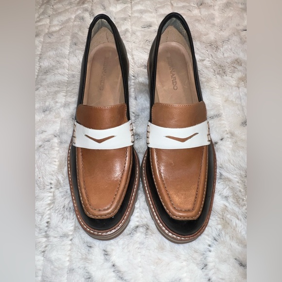 NWOB Bernardo Selma Lug Sole Loafers Sz-8 - Picture 2 of 8